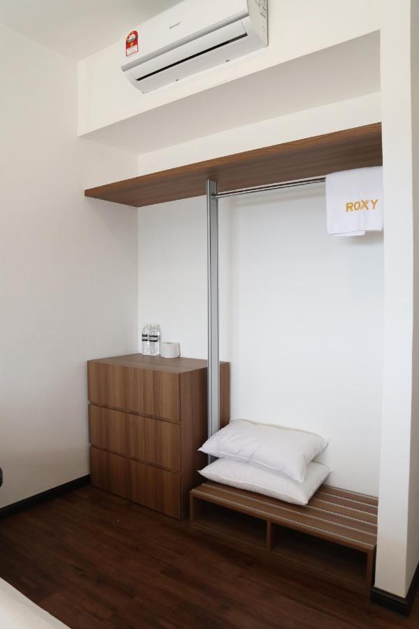 Roxy Sematan Villa & Townhouse المظهر الخارجي الصورة