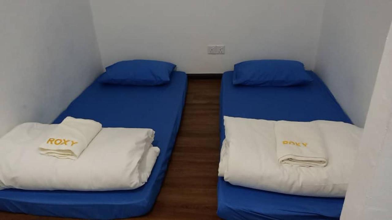 Roxy Sematan Villa & Townhouse المظهر الخارجي الصورة